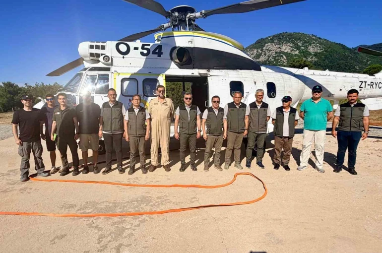 Kuşadası’nda konuşlu yangın söndürme helikopteri göreve hazır