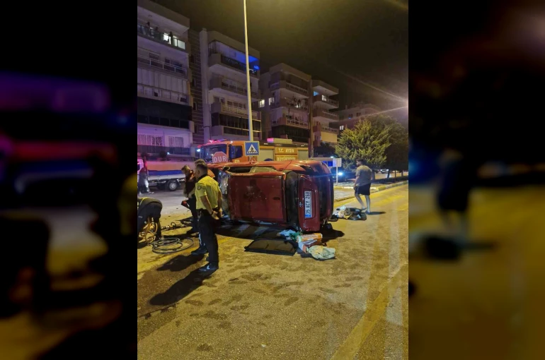 Kuşadası’nda takla atan otomobilin sürücüsü yaralandı
