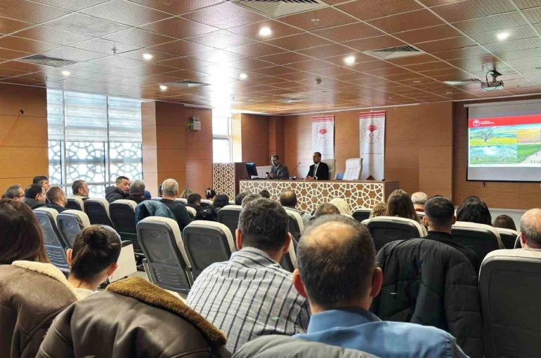 Kütahya İl Tarım ve Orman Müdürlüğü’nden B-Reçete bilgilendirme toplantısı