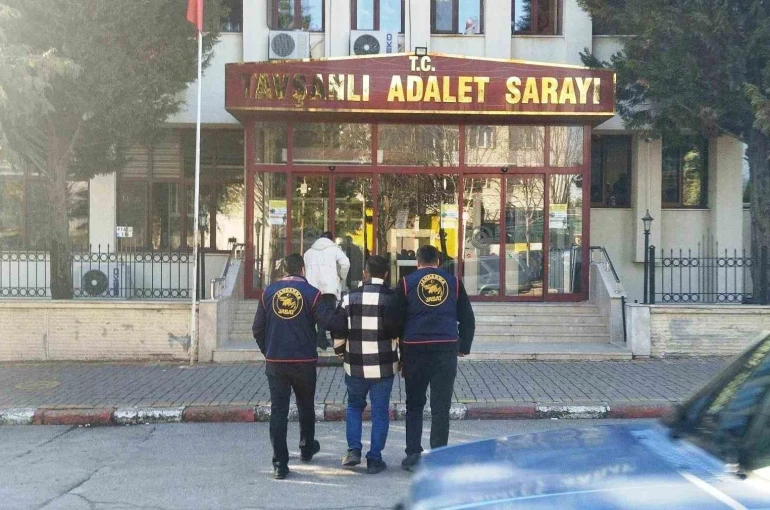 Kütahya JASAT aranan şahıslara göz açtırmıyor