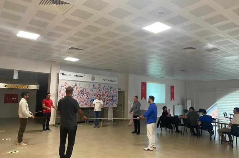 Kütahya MEM personeline, "Afet ve Acil Durumlarda Psikososyal Destek Farkındalık" başlıklı eğitim