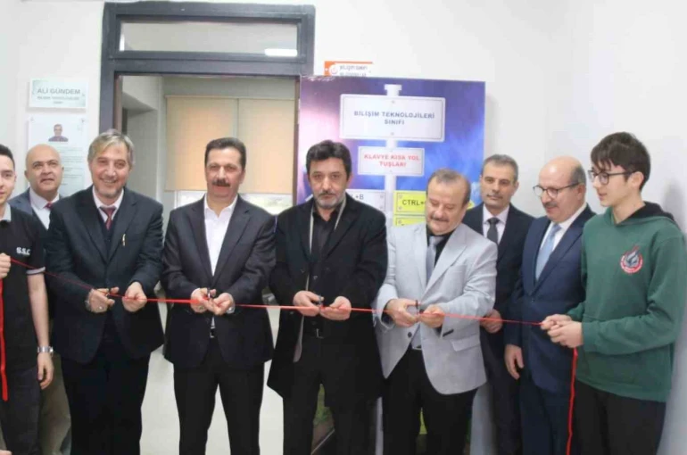 Kütahya Şehit Selim Cansız AİHL’de kütüphane ve bilişim sınıfı açıldı