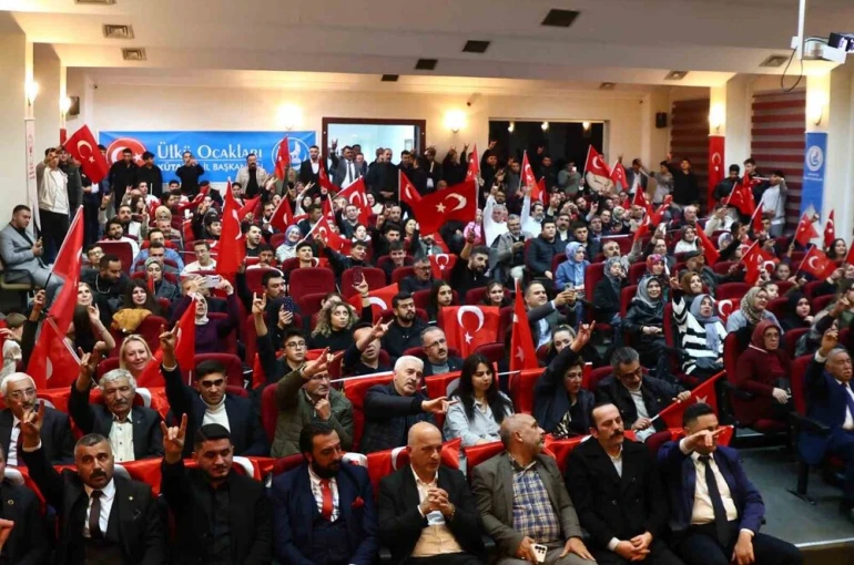 Kütahya Ülkü Ocakları’ndan konser ve konferans programı