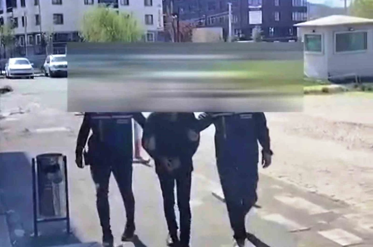 Kütahya’da 18 yıl kesinleşmiş hapis cezası olan firari şahıs yakalandı