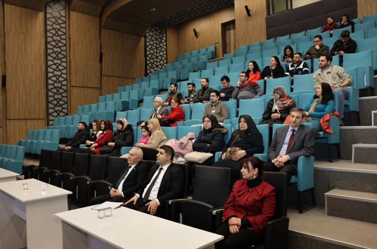 Kütahya’da ’Aile Bütçe Danışmanlığı’ semineri