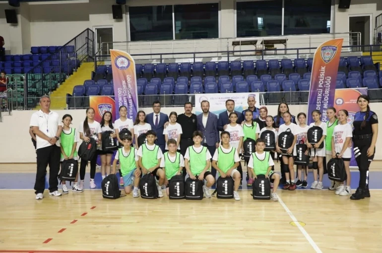 Kütahya’da ÇOGEP projesi kapsamında ’Hentbol Kursu’