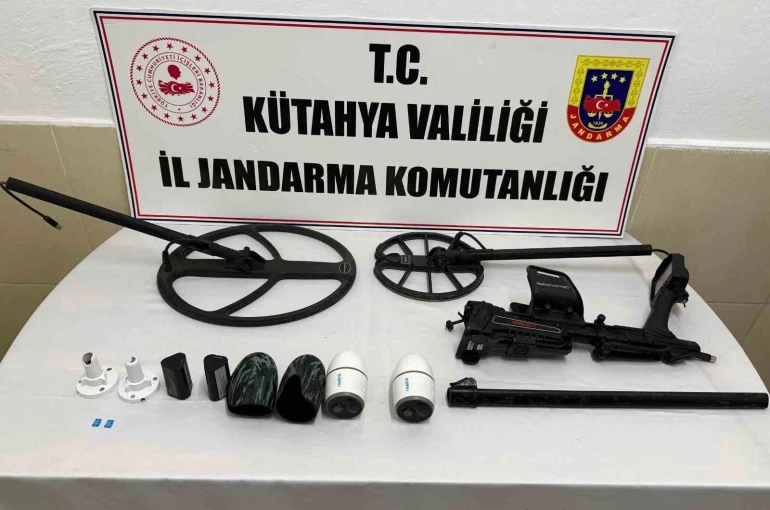 Kütahya’da kaçak kazı operasyonu, 2 şüpheli hakkında soruşturma
