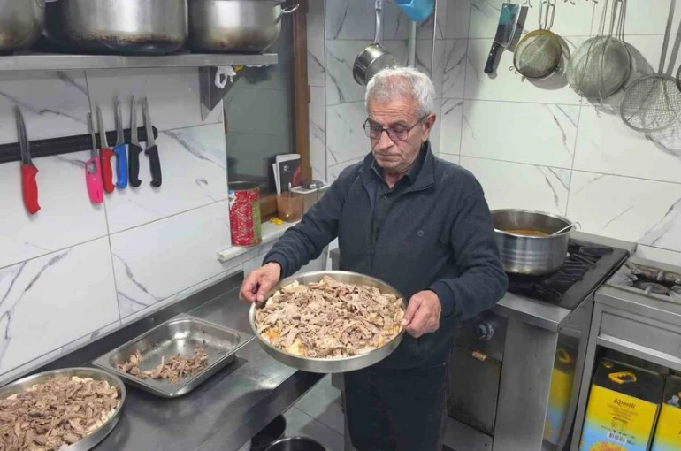 Kütahya’da ’Kaz eti tiridi’ sezonu açıldı