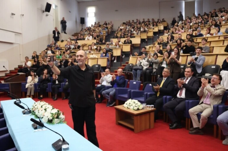 Kütahya’da "Neyin Peşindesin" konulu söyleşi