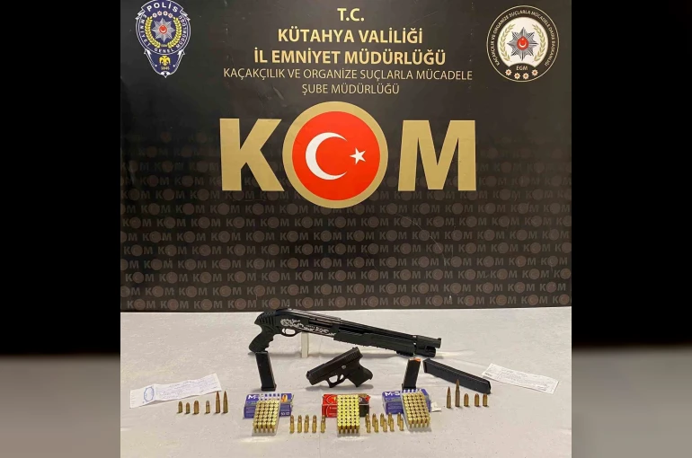 Kütahya’da tefecilik ve silah ticareti operasyonu