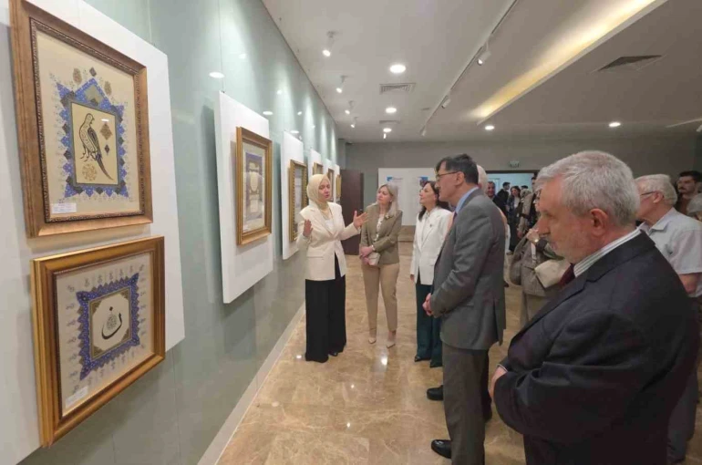 Kütahya’da tezhip sanatı kurslarla gelecek nesillere aktarılıyor