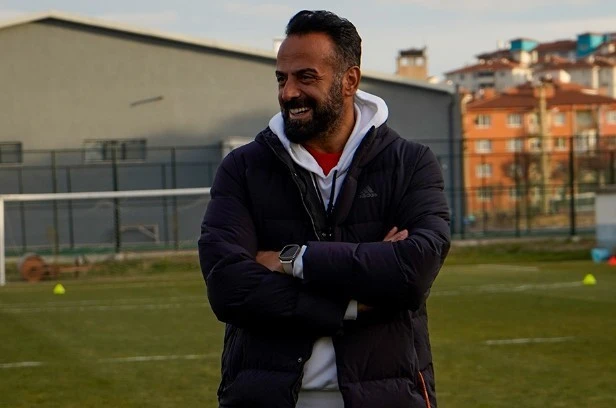 Kütahyaspor’da teknik direktör İlker Avcıbay ile yollar ayrıldı