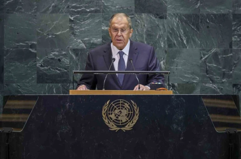 Lavrov: "Önlem alınmazsa Filistin topraklarında tanınacak hiçbir şey kalmayacak"