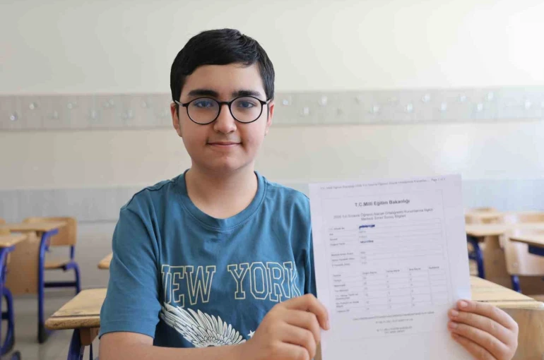 LGS birincisi Fırat: "Bu başarı için 4 yıldır çalışıyorum"