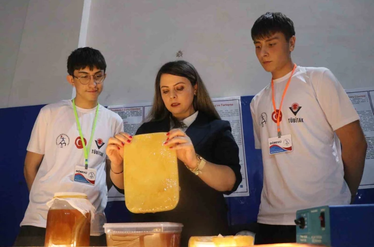 Liselilerin kombucha mantarından elde ettiği biyomateryal yanık tedavisinde kullanılabilecek