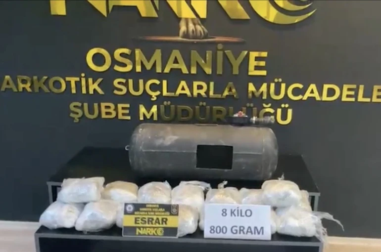 LPG tankına gizlenen 8 kilo 800 gram esrar ele geçirildi: 2 tutuklama