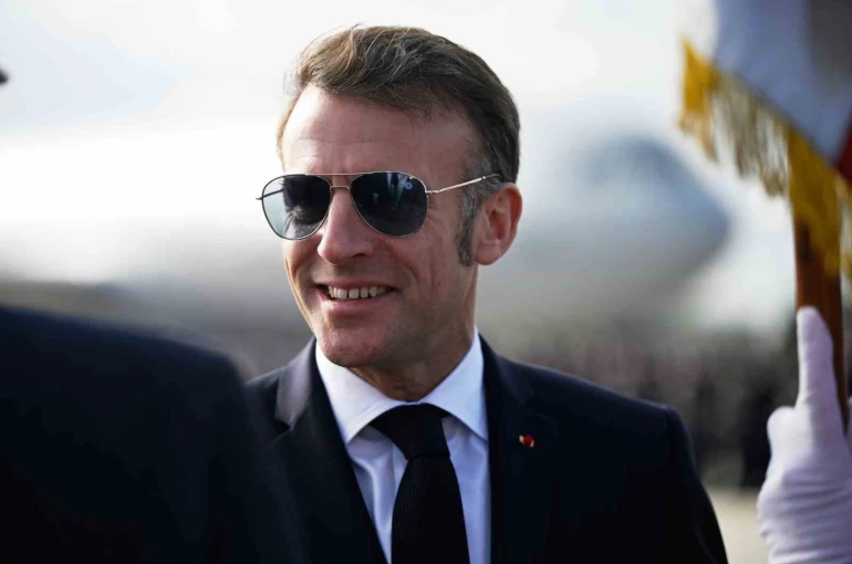 Macron: "SDG’nin Suriye’ye entegre edilmesine yönelik anlaşmaya varılmalı"