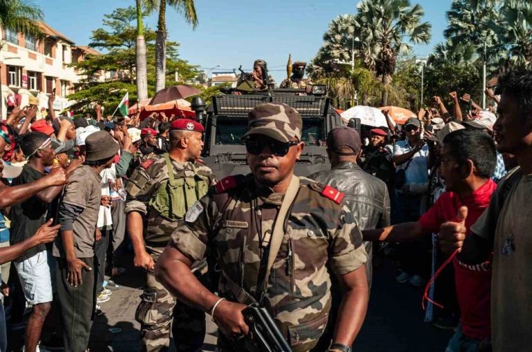 Madagaskar Anayasa Mahkemesi, yönetime el koyan Randrianirina’yı Devlet Başkanı ilan etti