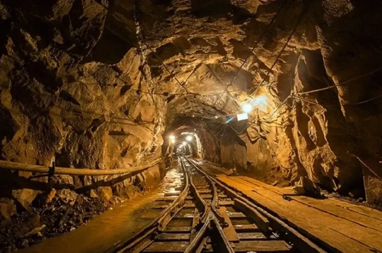 Maden ocağında göçük meydana geldi