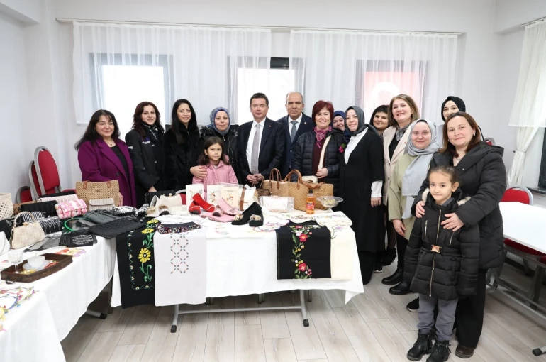 Mahalleli talep etti, Başkan Aydın hemen yerine getirdi