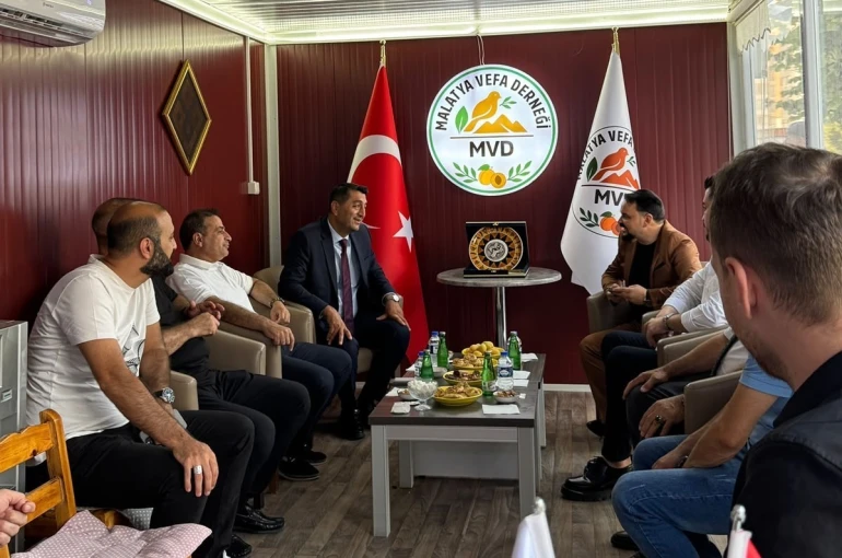 Mahmut Boyraz’dan Malatya Vefa Derneği’ne ziyaret 