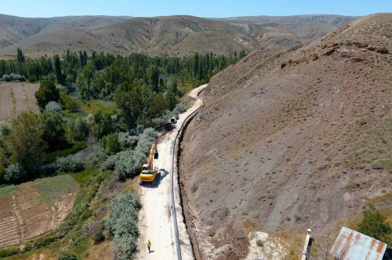 Malatya Büyükşehir Belediyesi’nden Kuluncak’a dev altyapı ve içme suyu yatırımı