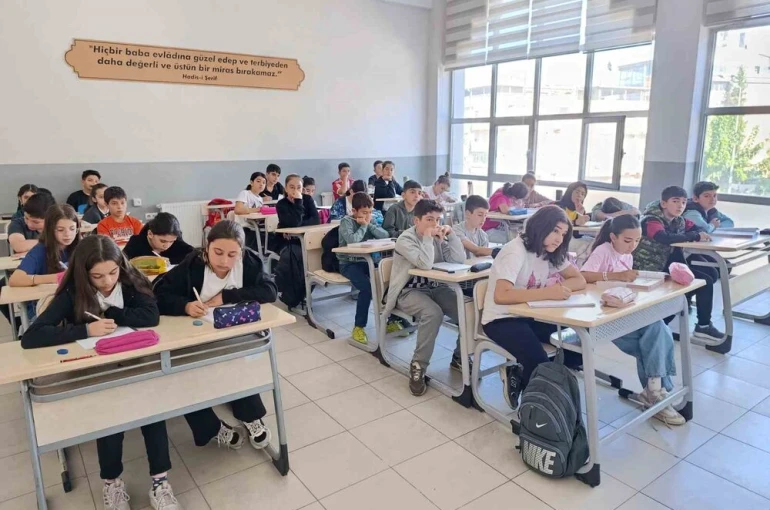Malatya Büyükşehir’den öğrencilere ücretsiz destek kursu