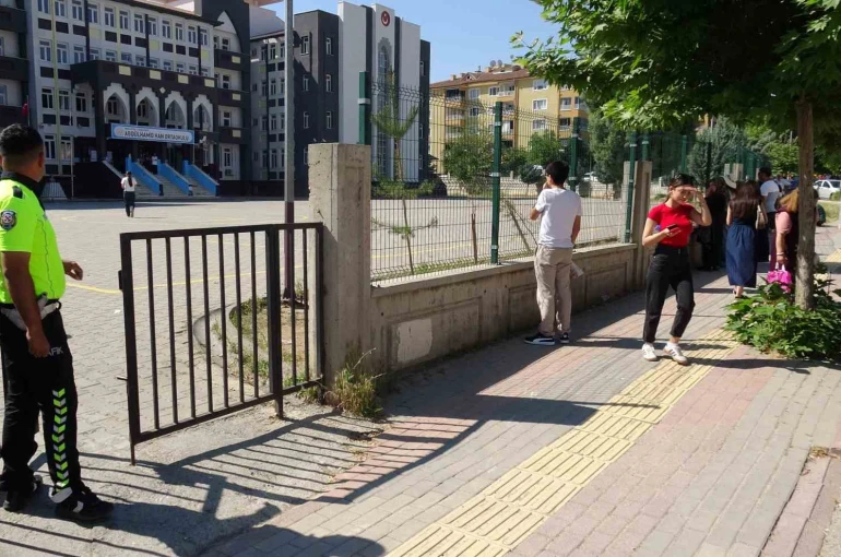 Malatya’da 10 bin 109 öğrenci LGS heyecanı yaşadı