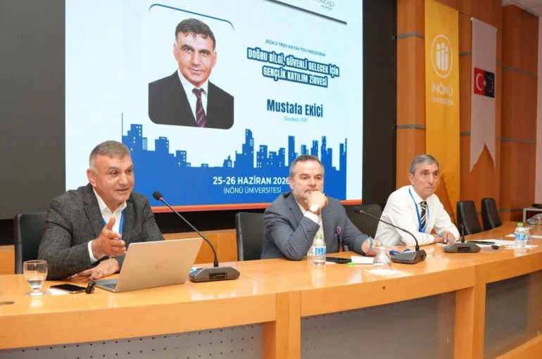 Malatya’da "Doğru Bilgi, Güvenli Gelecek" zirvesi