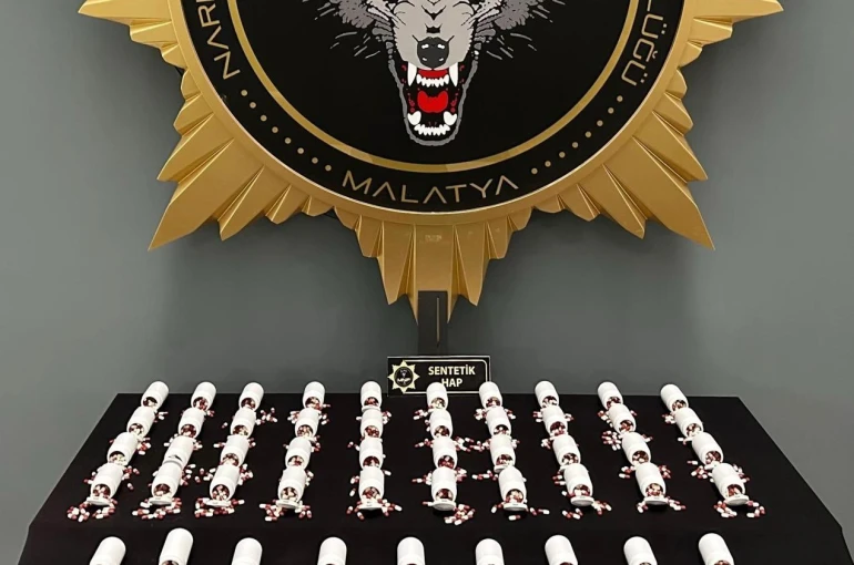 Malatya’da otogarda 2 bin 970 adet sentetik hap ele geçirildi