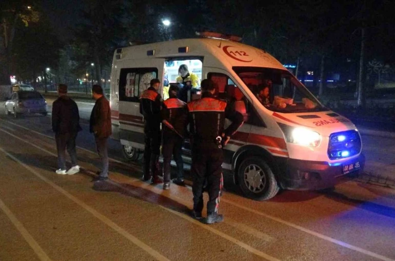 Malatya’da parkta silahlı saldırıya uğrayan genç yaralandı