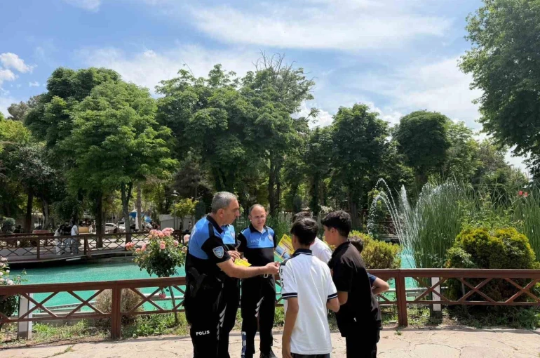 Malatya’da polis ekiplerinden boğulma vakalarına karşı farkındalık çalışması