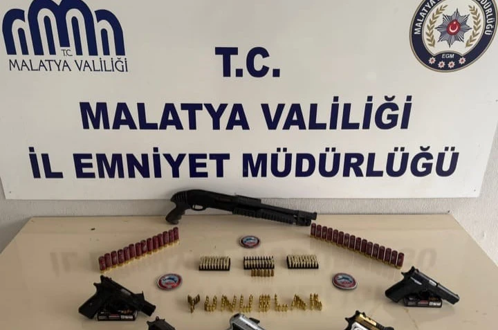 Malatya’da ruhsatsız silah operasyonu: 2 gözaltı
