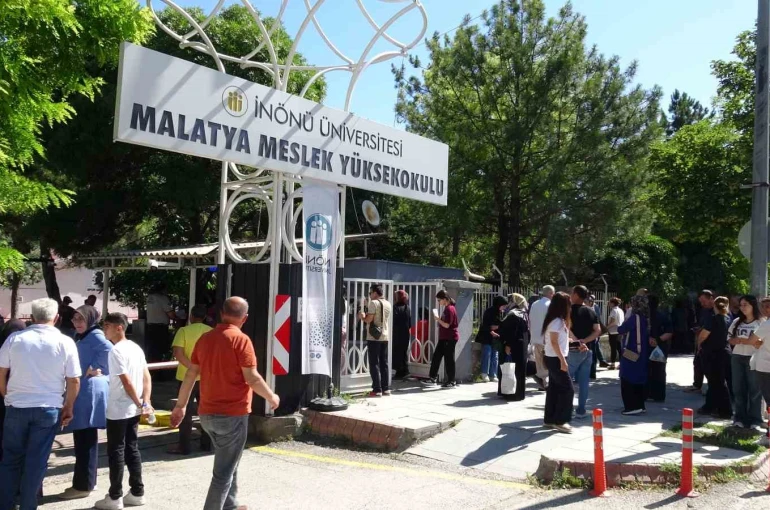 Malatya’da YKS heyecanı sürüyor
