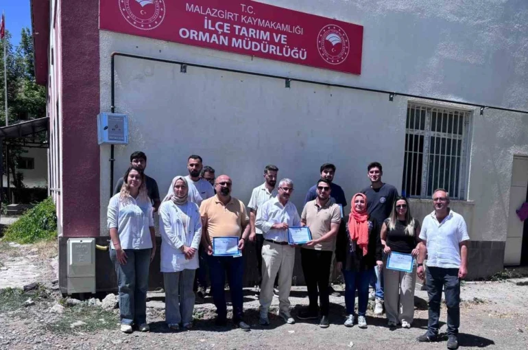 Malazgirt’te kapsamlı sağlık eğitimi: Tarım personeline ‘saha’ programı
