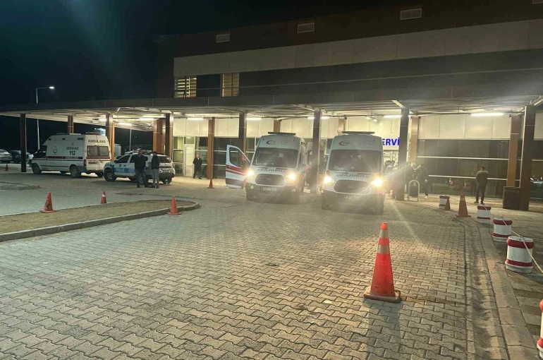 Malazgirt’te silahlı kavga: 5 yaralı