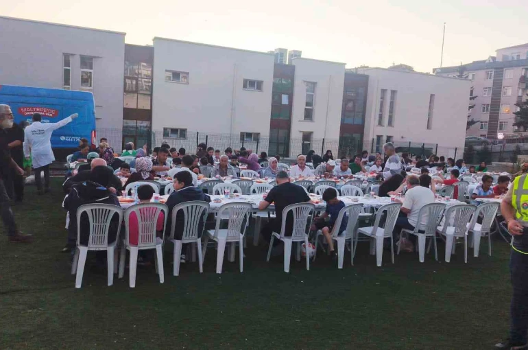 Maltepe’de muharrem ayında iftar programları devam ediyor