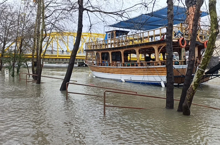 Manavgat ırmağında yağmur alarmı