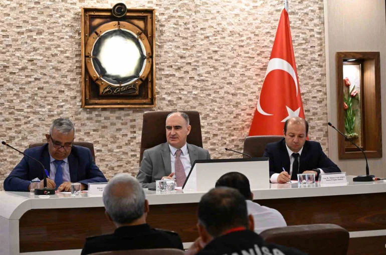 Manisa’da bağımlılıkla mücadelede ’Önleyici’ adımlar masaya yatırıldı