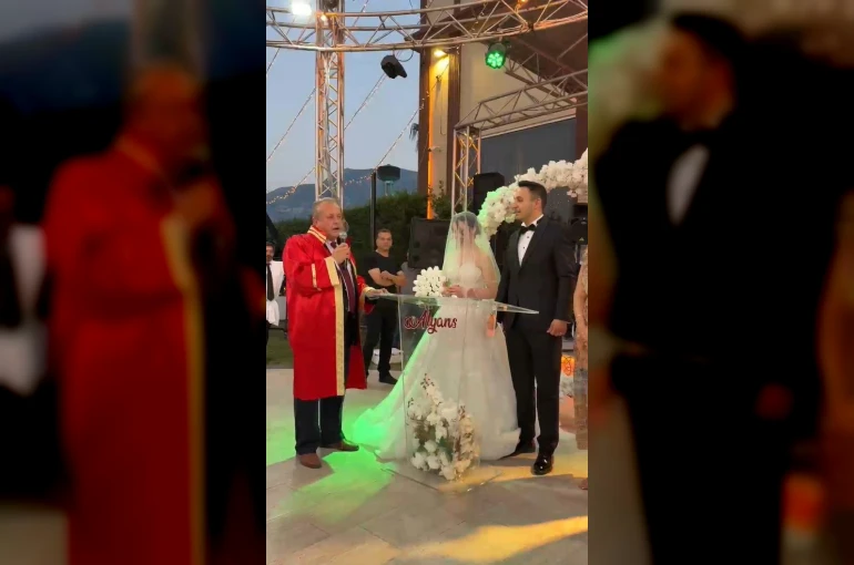 Manisa’da düğüne damga vuran nikah mizanseni