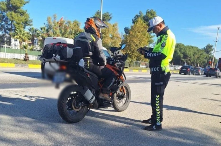 Manisa’da motosiklet denetimlerinde 716 sürücüye ceza