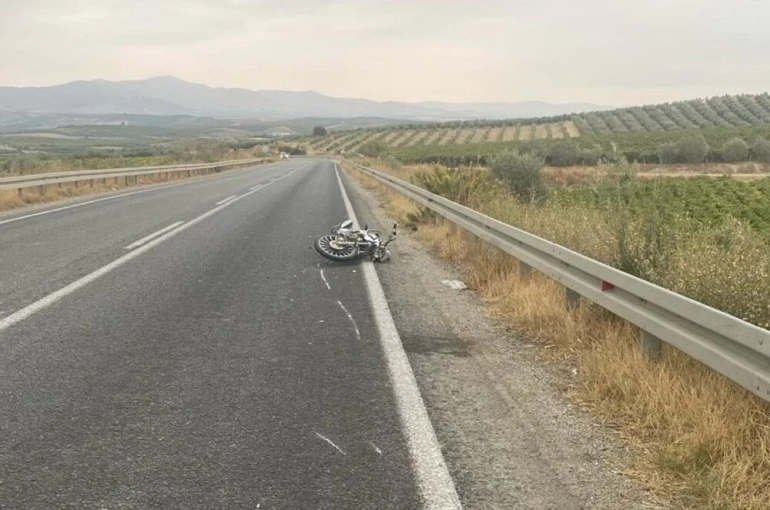 Manisa’da motosiklet kazası: 21 yaşındaki sürücü ağır yaralı