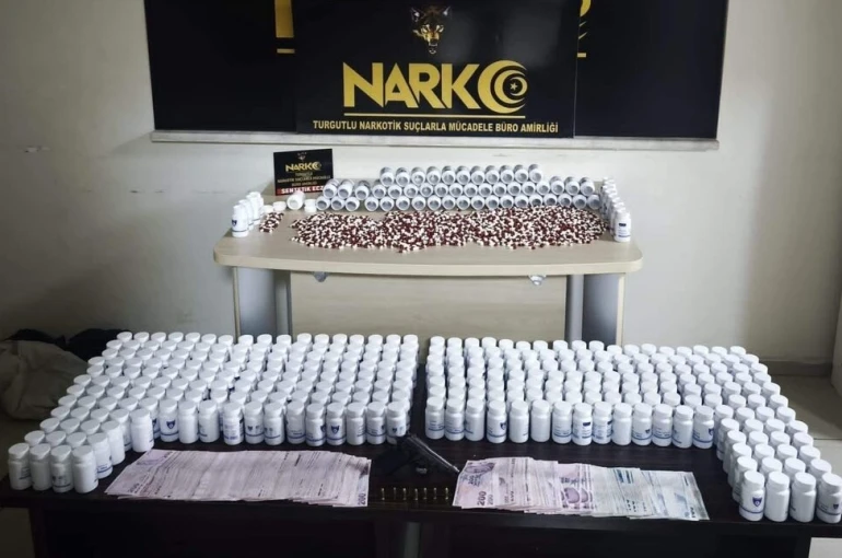 Manisa’da narkotik operasyonlarında 64 şahıs tutuklandı