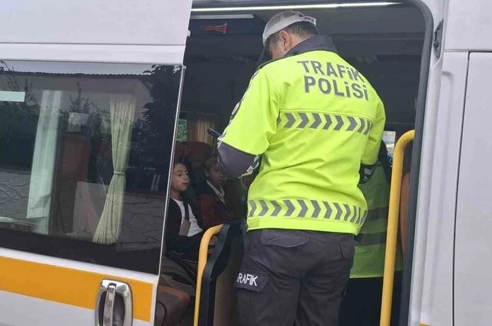 Manisa’da okul servislerine yönelik denetim