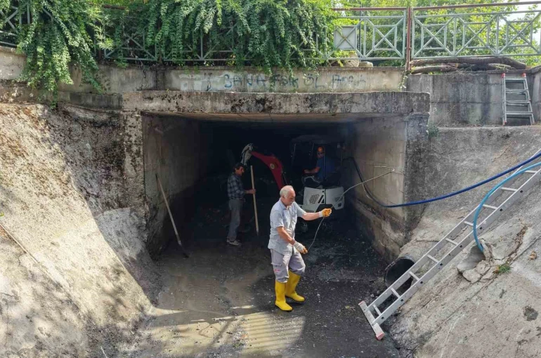 Manisa’nın derelerinde koku ve kirliliğe karşı kapsamlı temizlik