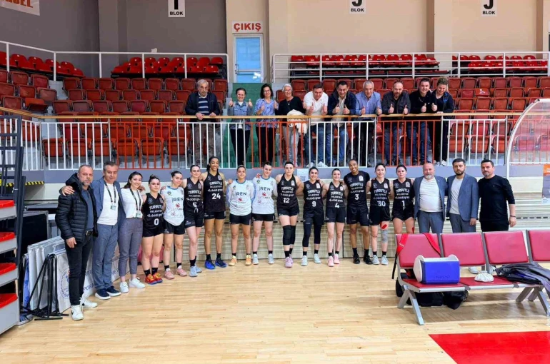 Manisa’nın potadaki tek kadın takımı yarı finalde