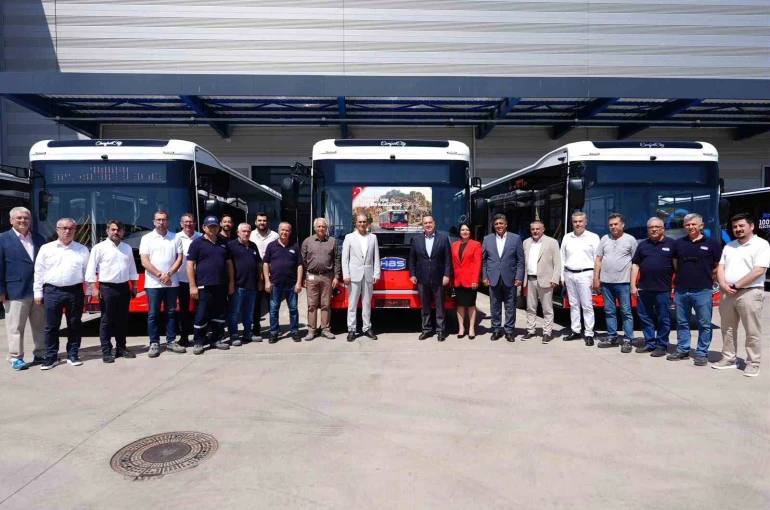 Manisa’nın ulaşım filosuna 15 yeni otobüs