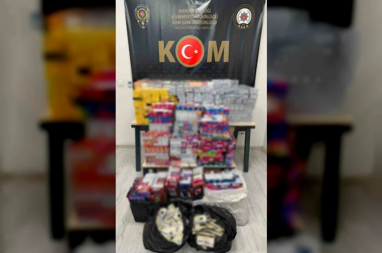 Mardin’de çok sayıda kaçak tütün mamulü ele geçirildi