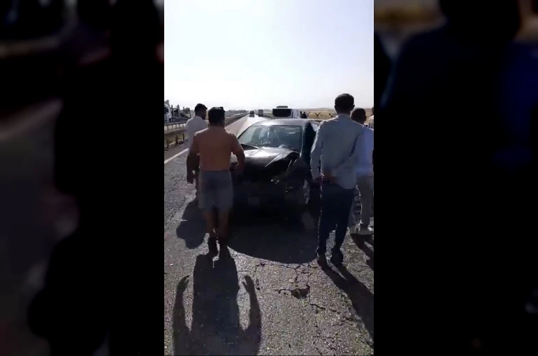 Mardin’de kamyonet ile otomobil çarpıştı: 1 yaralı
