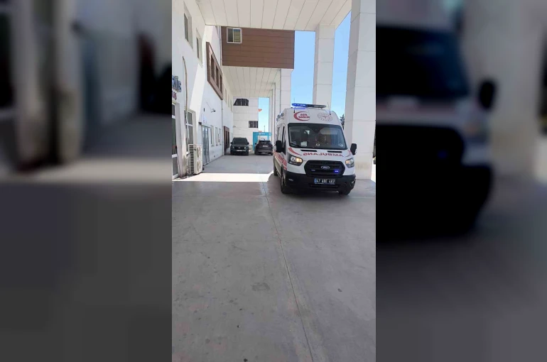 Mardin’de otomobil ile motosiklet çarpıştı: 1 yaralı
